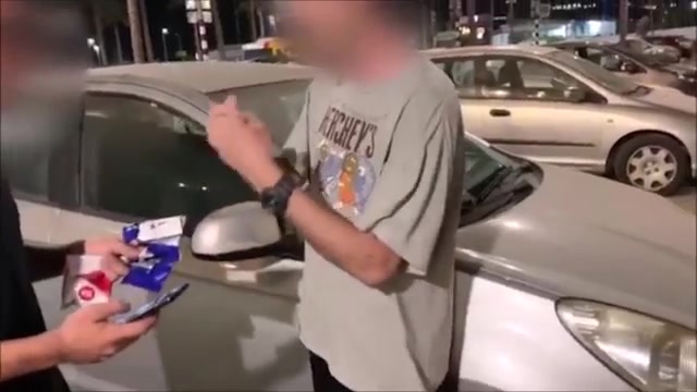 איש מסביר למה בא לפגוש קטין לפני מעצר